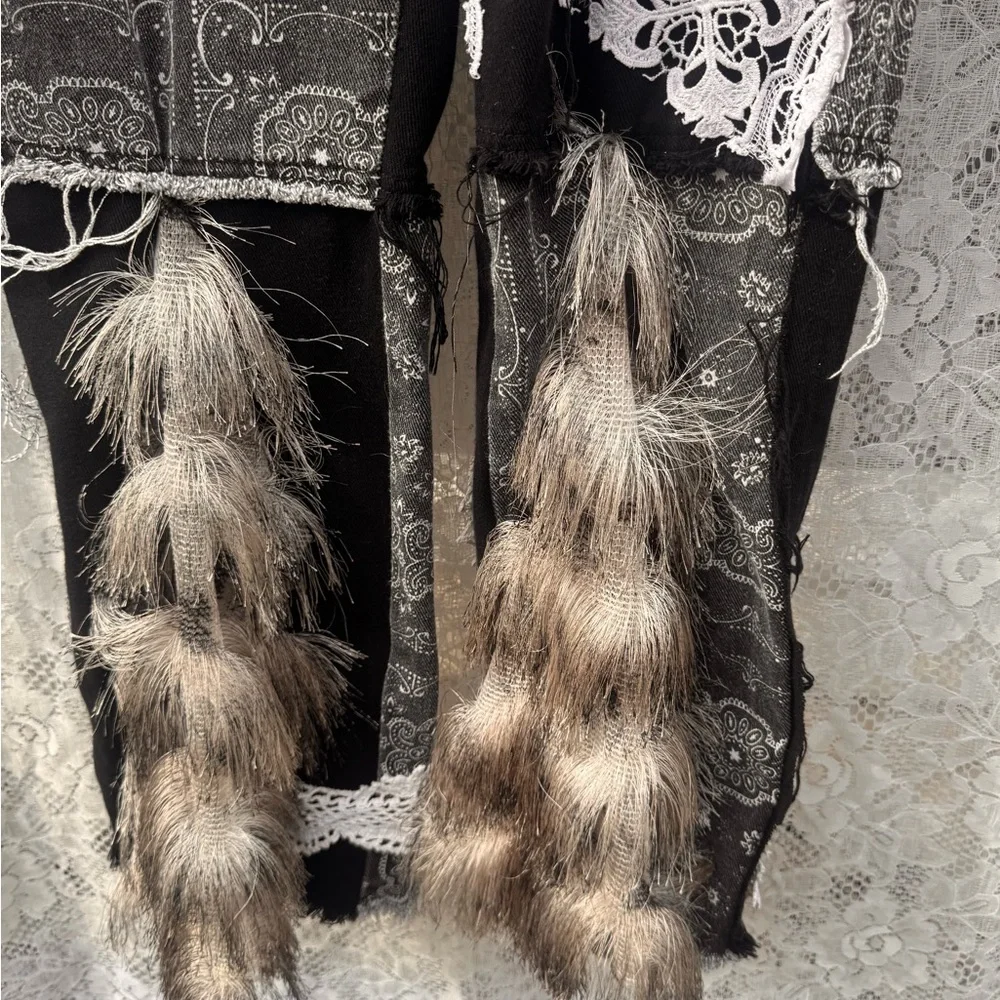 Go - Picture 10 of 12